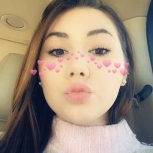 Meet your Posher, Alyssa